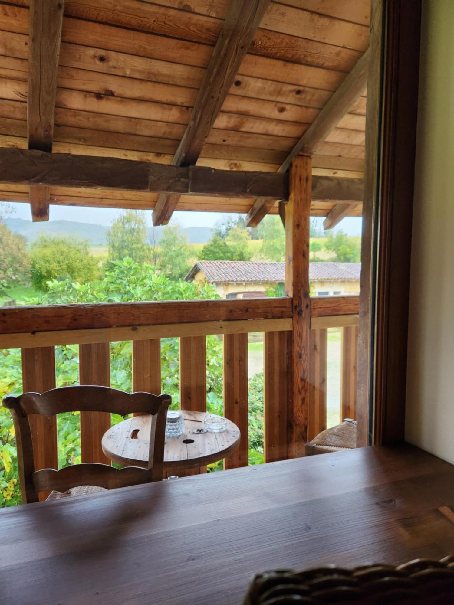 Chambres D'Hotes Aux Petits Belezins Saint-Amour  Exteriör bild
